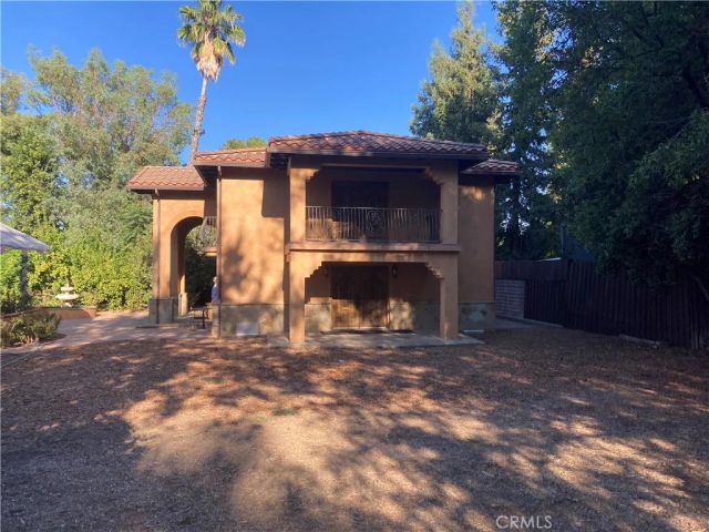 23254 Hatteras, Woodland Hills, CA 91367