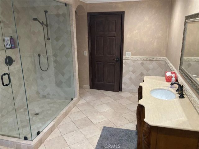 23254 Hatteras, Woodland Hills, CA 91367