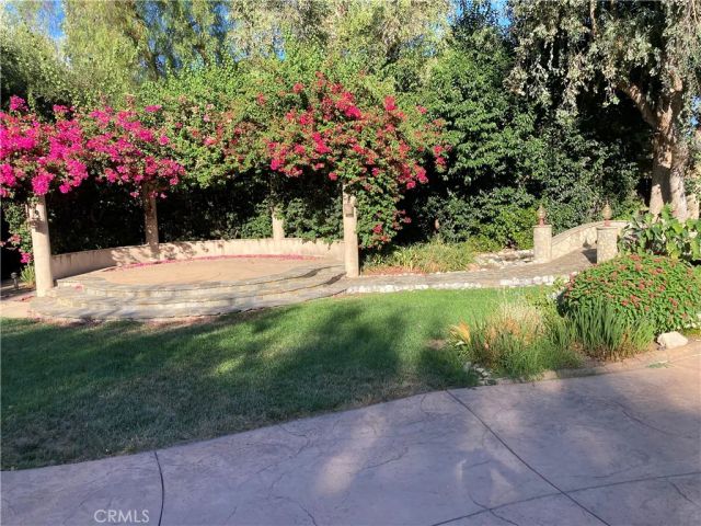 23254 Hatteras, Woodland Hills, CA 91367