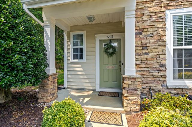 642 Brickdust Court, Fort Mill, SC 29708
