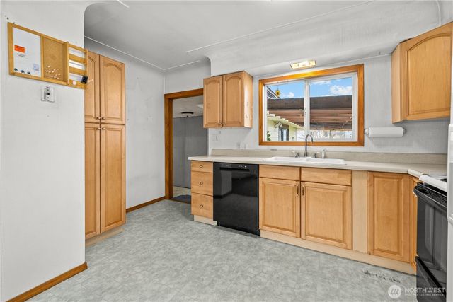 1015 W Cushing Street, Aberdeen, WA 98520