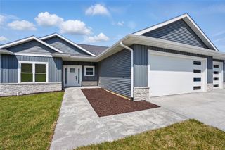 878 Silver Lane, Iowa City, IA 52245