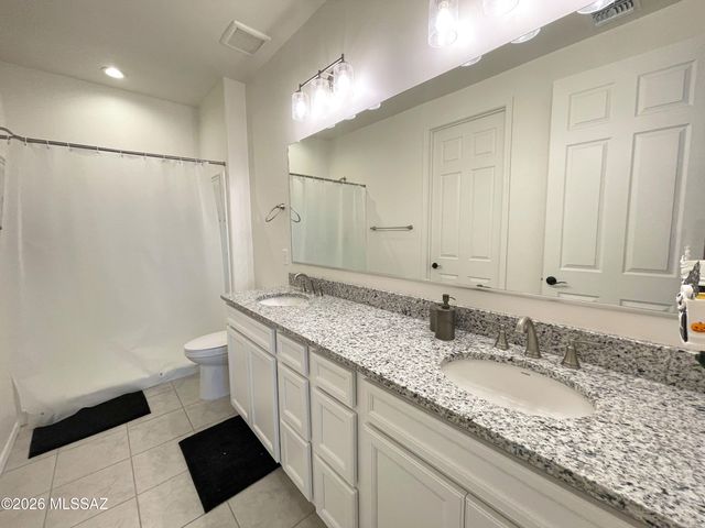 7864 S Wolf Creek Drive, Tucson, AZ 85757