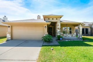 2614 Date Palm Dr, Corpus Christi, TX 78418
