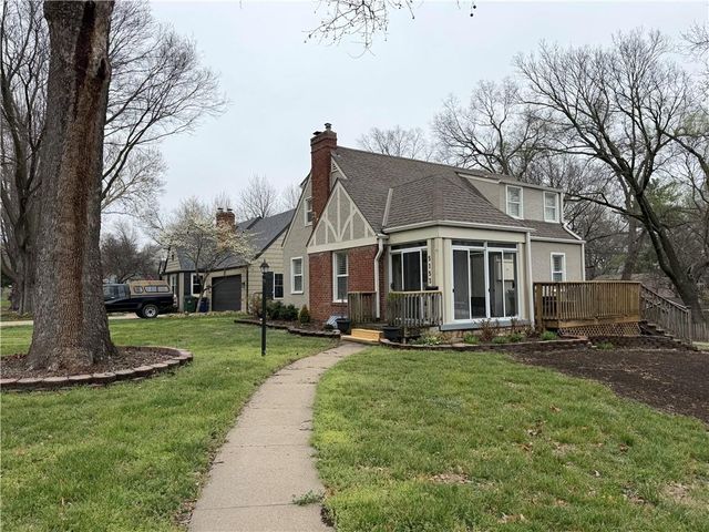 5153 Nall Avenue, Roeland Park, KS 66202