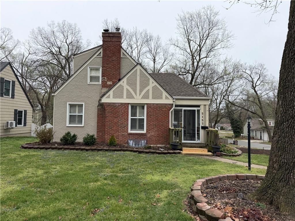 5153 Nall Avenue, Roeland Park, KS 66202
