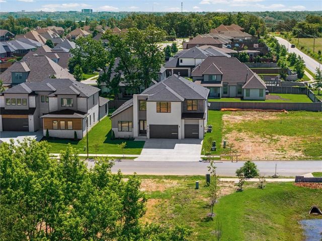 4427 88th Street, Rogers, AR 72713