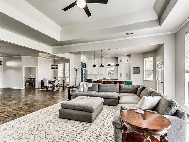 16716 Covington Manor, Edmond, OK 73012
