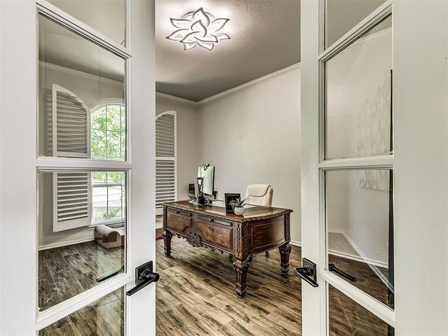 16716 Covington Manor, Edmond, OK 73012