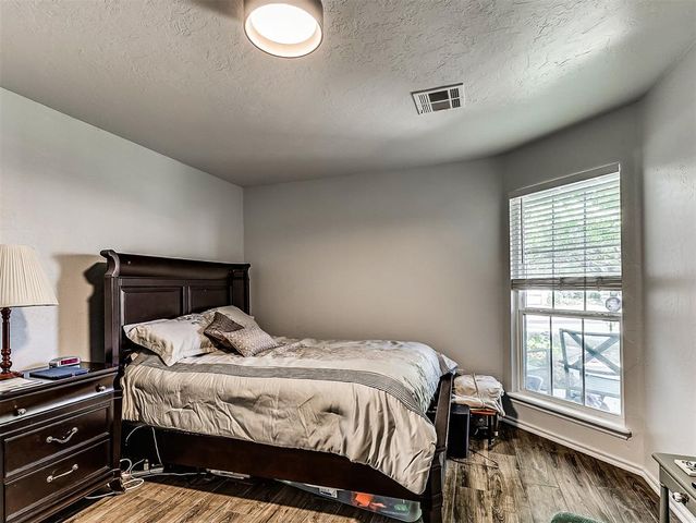 16716 Covington Manor, Edmond, OK 73012