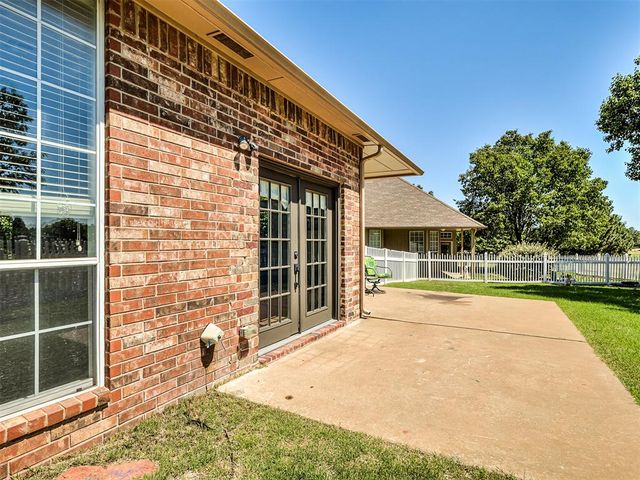 16716 Covington Manor, Edmond, OK 73012