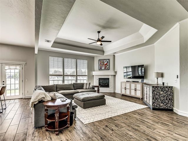 16716 Covington Manor, Edmond, OK 73012