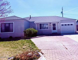 1265 Greenbrae Drive, Sparks, NV 89431