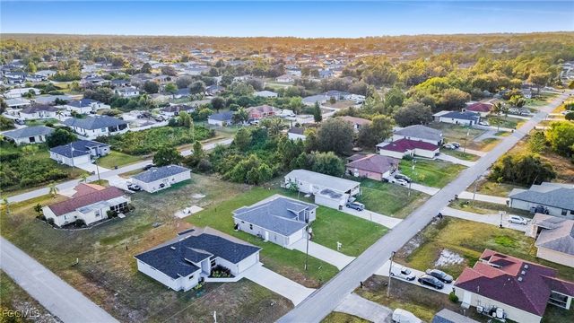 3719 16th ST W, Lehigh Acres, FL 33971