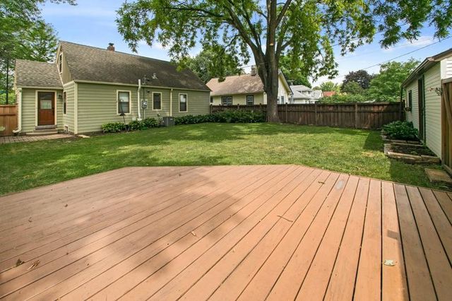 418 Brimhall Street, Saint Paul, MN 55105
