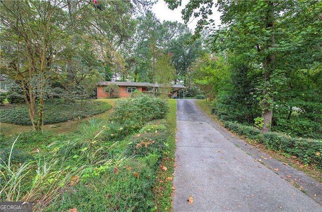 1990 Glenroy Place SE, Smyrna, GA 30080