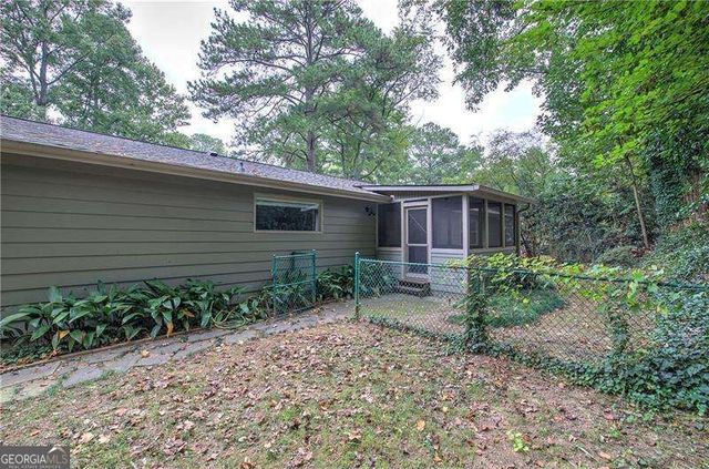 1990 Glenroy Place SE, Smyrna, GA 30080