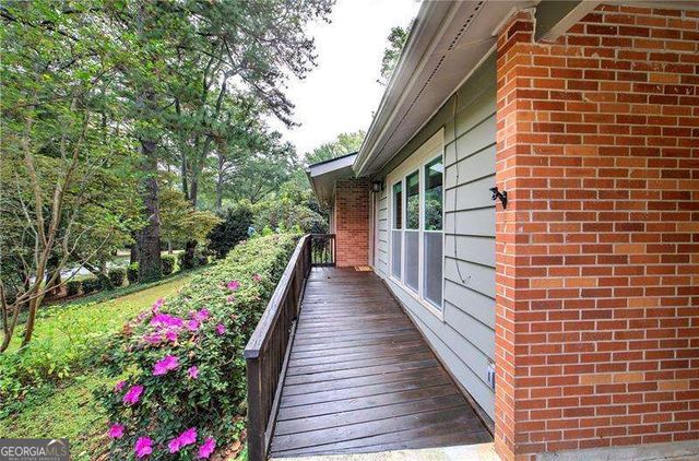1990 Glenroy Place SE, Smyrna, GA 30080