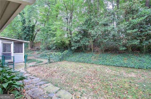 1990 Glenroy Place SE, Smyrna, GA 30080