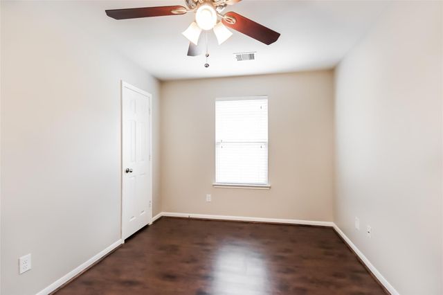 18702 Walden Glen Circle, Humble, TX 77346