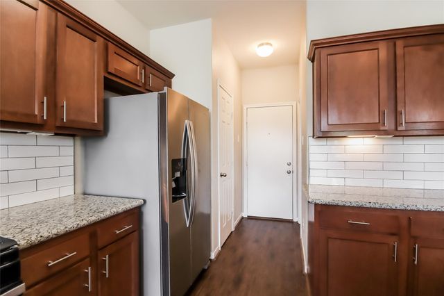 18702 Walden Glen Circle, Humble, TX 77346