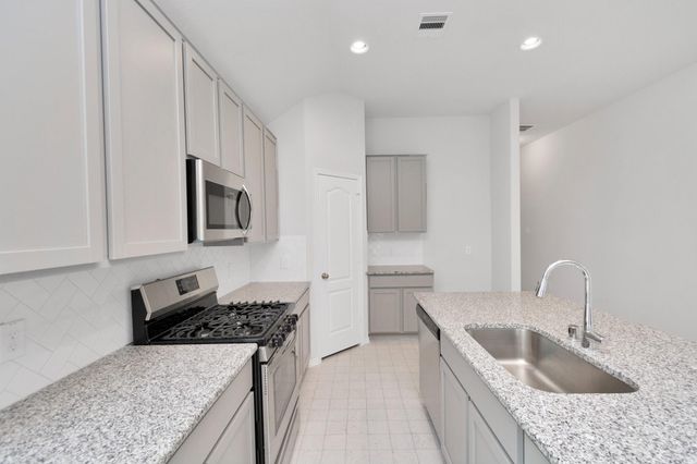 3443 Hughes Meadow Way, Richmond, TX 77406