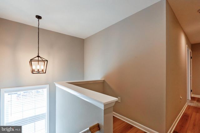 2425 SKYLAND PL SE, Washington, DC 20020