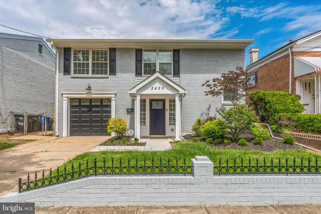2425 SKYLAND PL SE, Washington, DC 20020