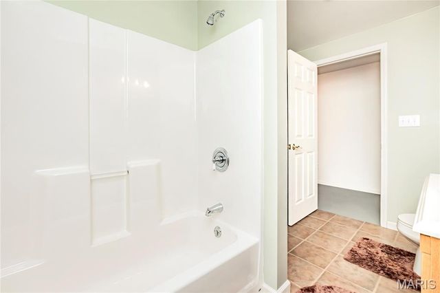 7820 Clover Lake, Cedar Hill, MO 63016