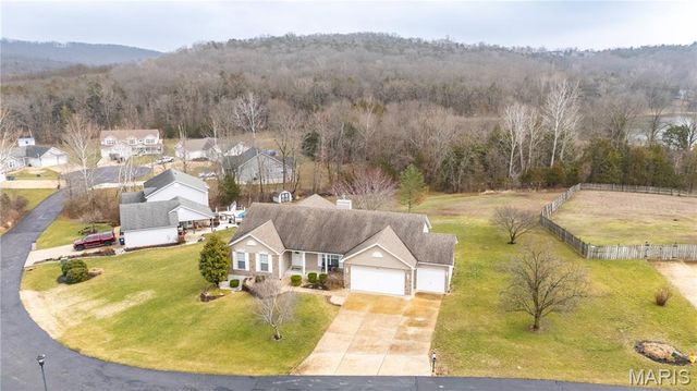 7820 Clover Lake, Cedar Hill, MO 63016