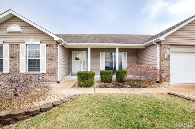 7820 Clover Lake, Cedar Hill, MO 63016