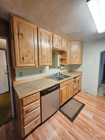 377 Polk Street, Twin Falls, ID 83301