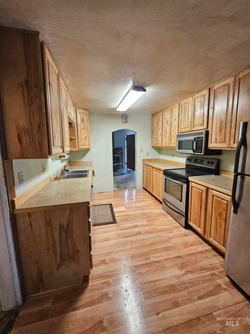 377 Polk Street, Twin Falls, ID 83301