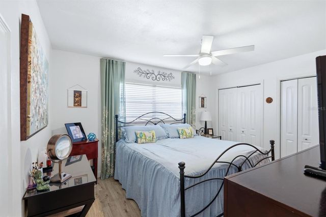 7271 W COUNTRY CLUB DRIVE N 122, Sarasota, FL 34243