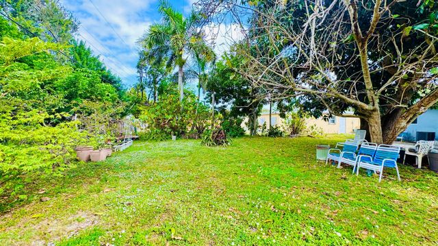 347 Flagler Boulevard, West Palm Beach, FL 33403