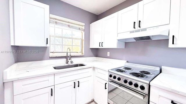 1702 Mckinley St 3, Hollywood, FL 33020