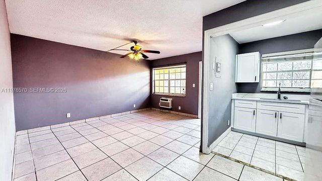 1702 Mckinley St 3, Hollywood, FL 33020