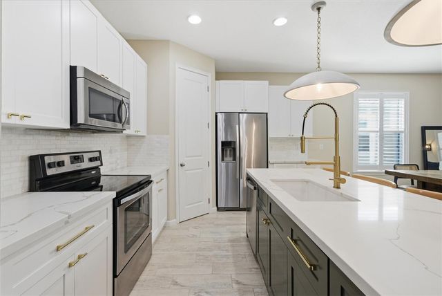 5232 BENTGRASS WAY, Bradenton, FL 34211