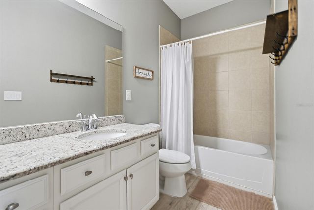 5232 BENTGRASS WAY, Bradenton, FL 34211