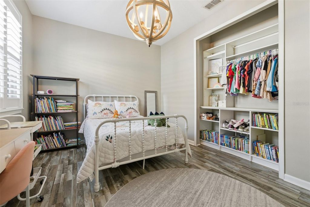 Image 22 of property listing at 5232 BENTGRASS WAY, Bradenton, FL 34211