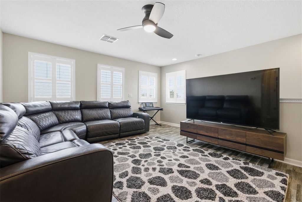 Image 28 of property listing at 5232 BENTGRASS WAY, Bradenton, FL 34211