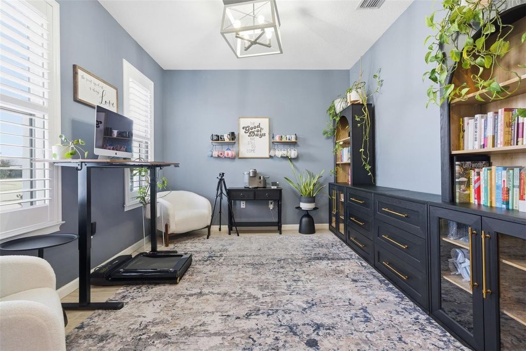 Image 5 of property listing at 5232 BENTGRASS WAY, Bradenton, FL 34211