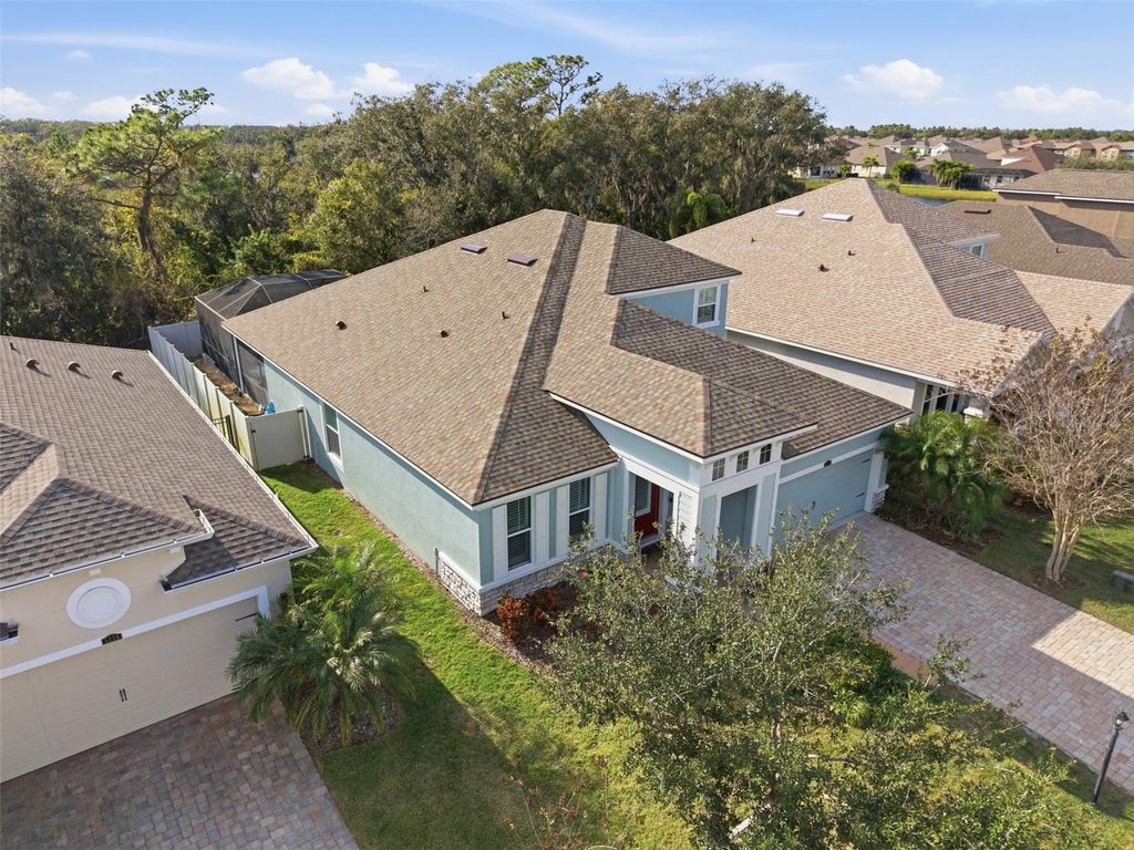 Image 42 of property listing at 5232 BENTGRASS WAY, Bradenton, FL 34211