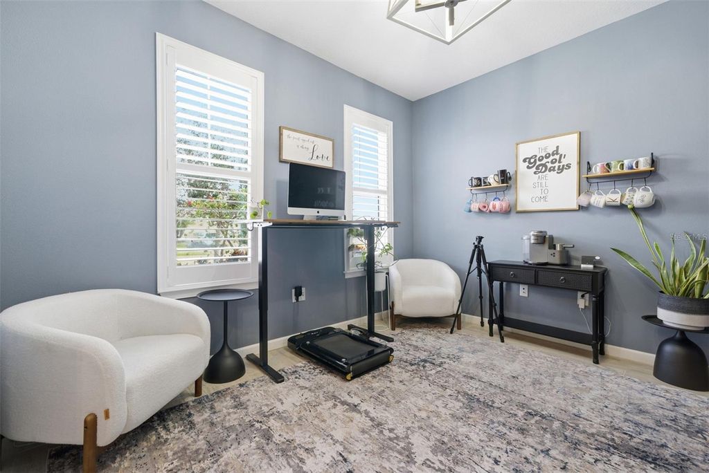 Image 6 of property listing at 5232 BENTGRASS WAY, Bradenton, FL 34211