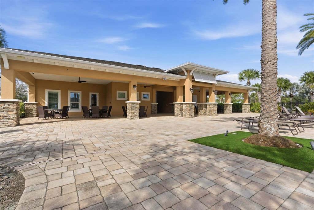 Image 56 of property listing at 5232 BENTGRASS WAY, Bradenton, FL 34211