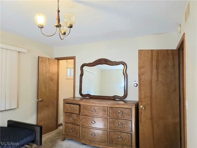 2814 16th Avenue, Vienna, WV 26105