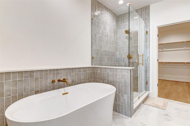 3813 Harvard Street, Houston, TX 77018