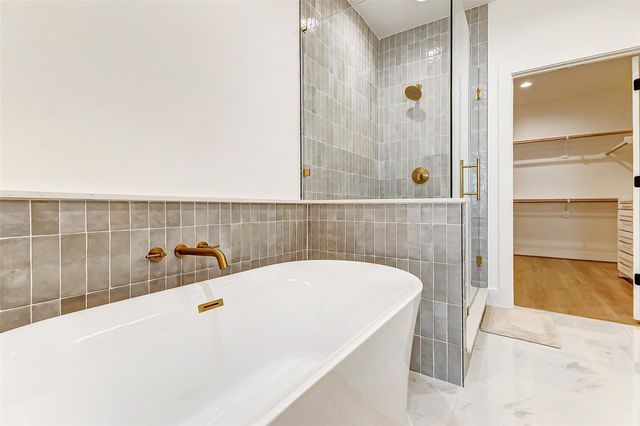 3813 Harvard Street, Houston, TX 77018