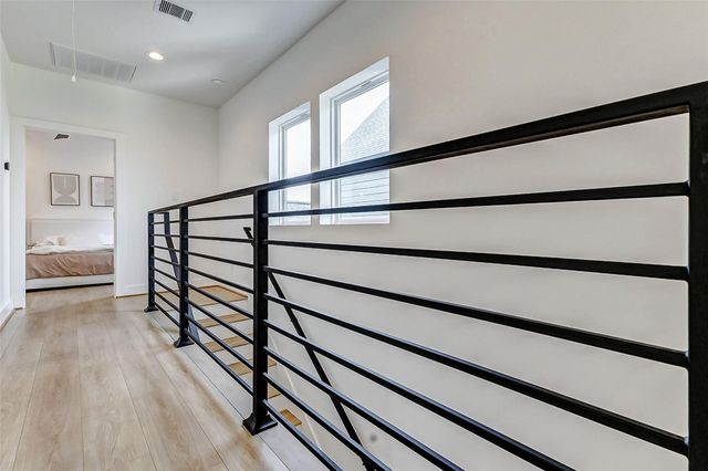 3813 Harvard Street, Houston, TX 77018