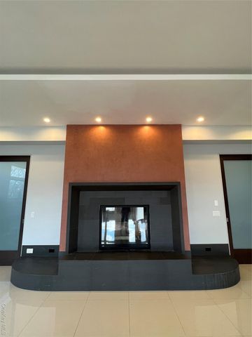 25 Shelter Rock Road, Manhasset, NY 11030